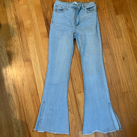 Raw slit hem flare jeans - Picture 3 of 10